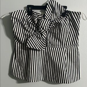 New York & Company Black and White Tie Front Blouse